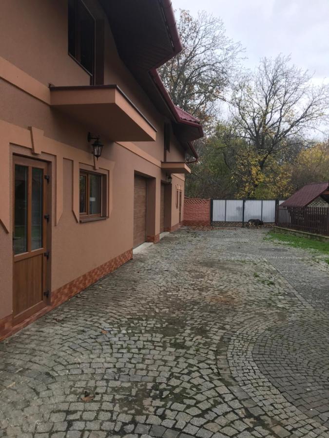 Hotel Катерина Chynadiyovo Esterno foto