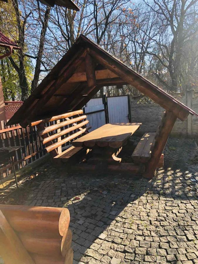 Hotel Катерина Chynadiyovo Esterno foto