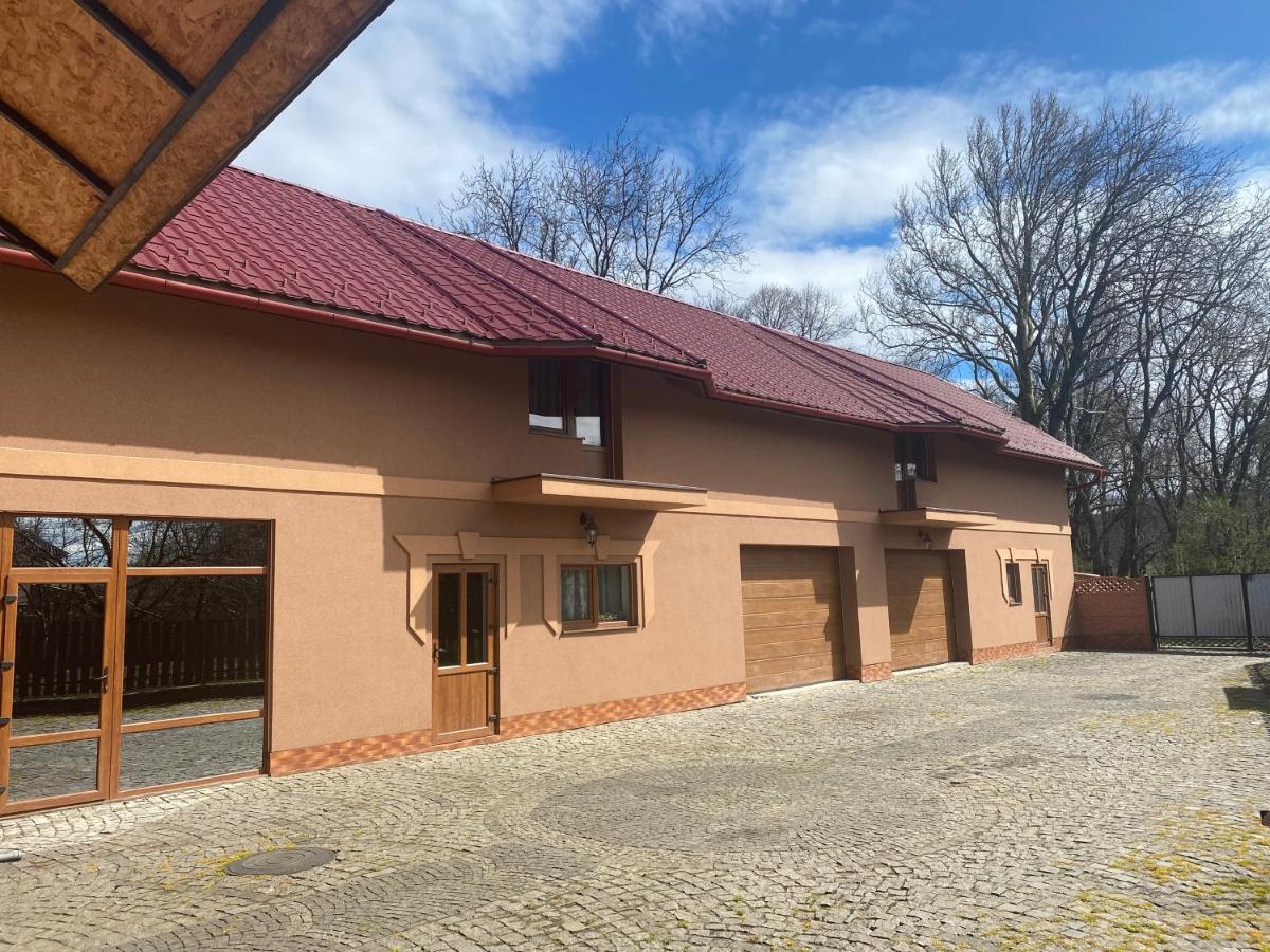Hotel Катерина Chynadiyovo Esterno foto