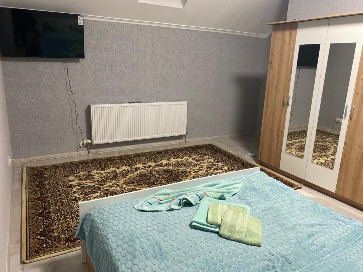 Hotel Катерина Chynadiyovo Esterno foto